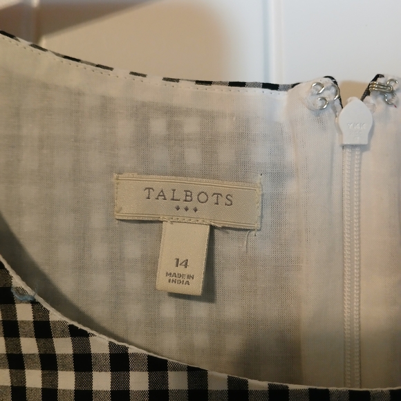 Classic Black and White Checkered Dress - Picture 2 of 8